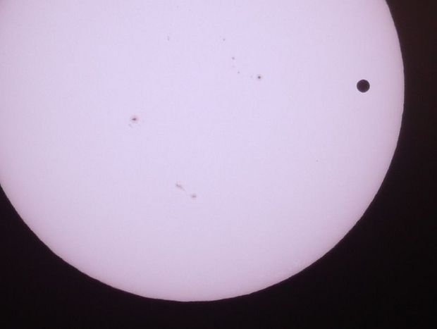 20120606金星の太陽面通過01.jpg