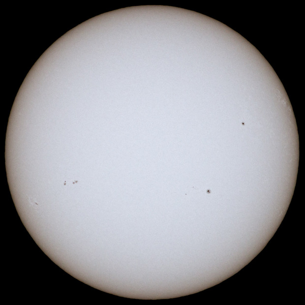 03_4月15日の太陽Raw現像トリミング後縮小.JPG