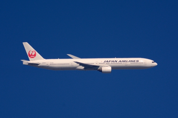 JAL B777-300.jpg