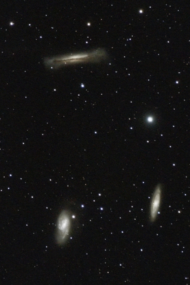 3galaxy_part_1800.jpg