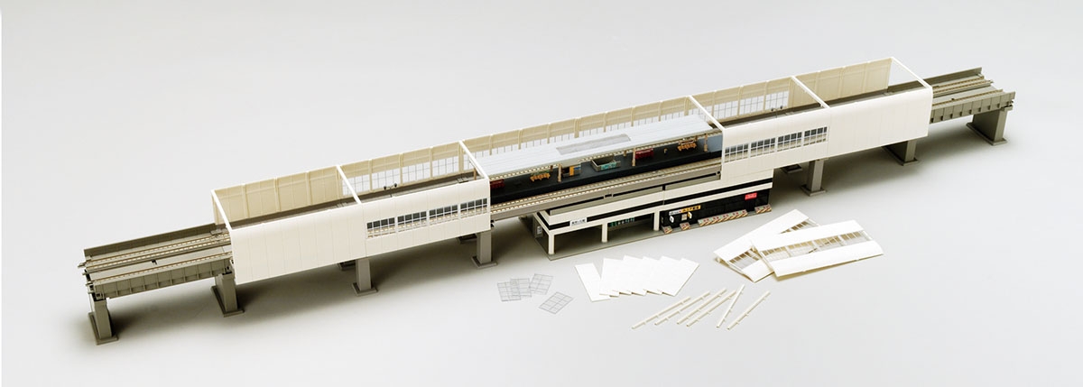 TOMIXレールセット　高架レール　駅舎セット