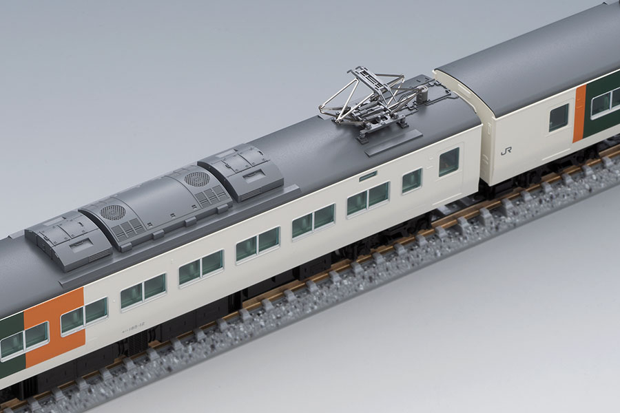 JR 185-0系特急電車(踊り子・新塗装・強化型スカート)基本セットB ｜鉄道模型 TOMIX 公式サイト｜株式会社トミーテック