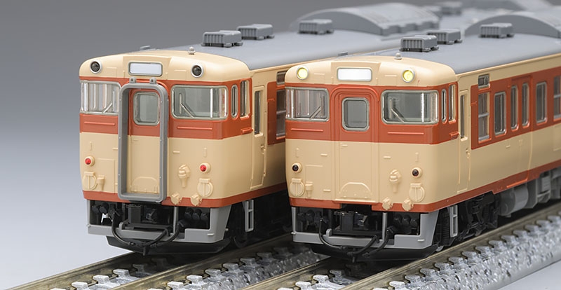 限定品 国鉄 キハ66・67形ディーゼルカーセット(朱色4号)｜鉄道模型 