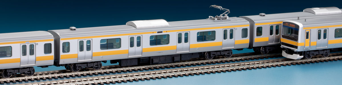 基本セットと増結セットAを2セットを使用することで、オール4ドア車の姿を再現可能